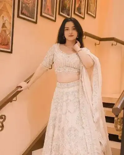 Escort Champaran